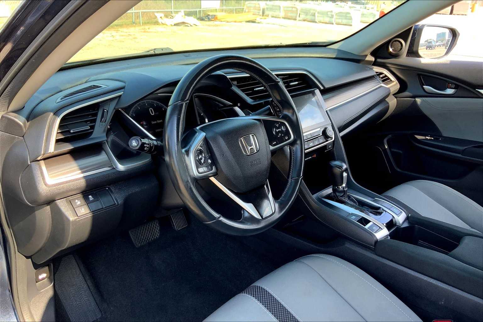 2020 Honda Civic EX photo 16
