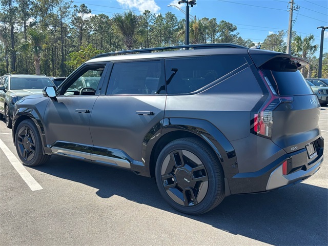2026 Kia EV9 GT-Line photo 4