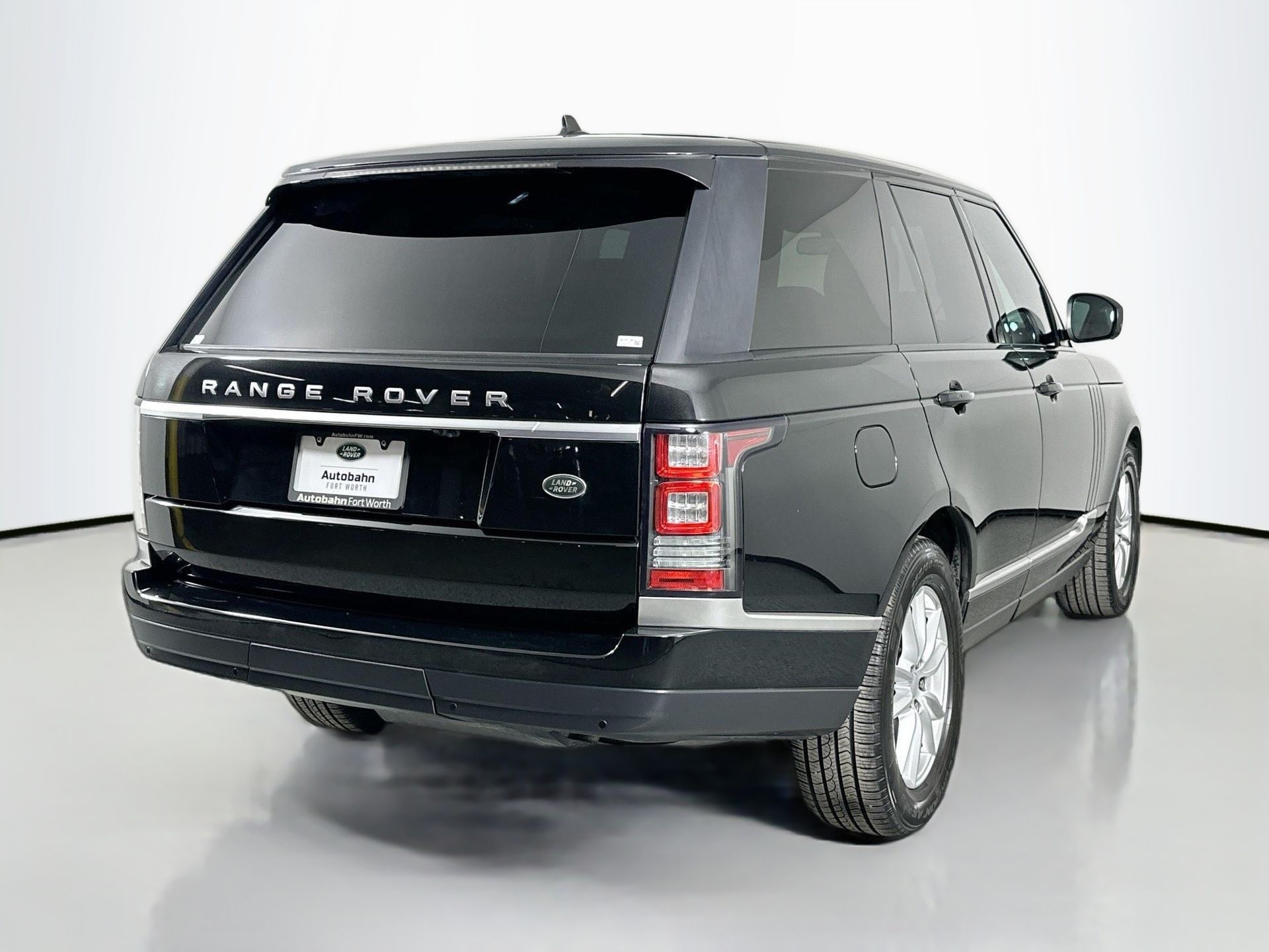 2016 Land Rover Range Rover Base photo 3