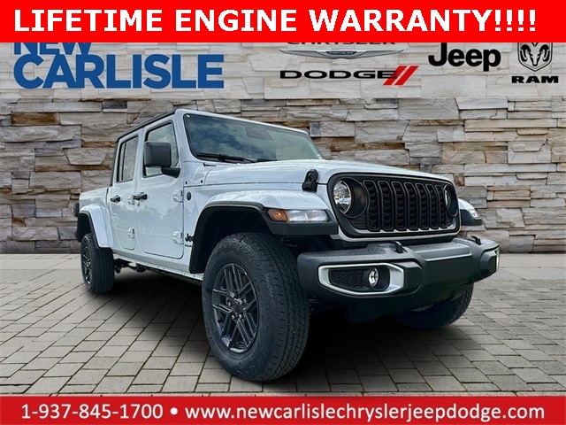 2026 Jeep Gladiator Sport S's photo