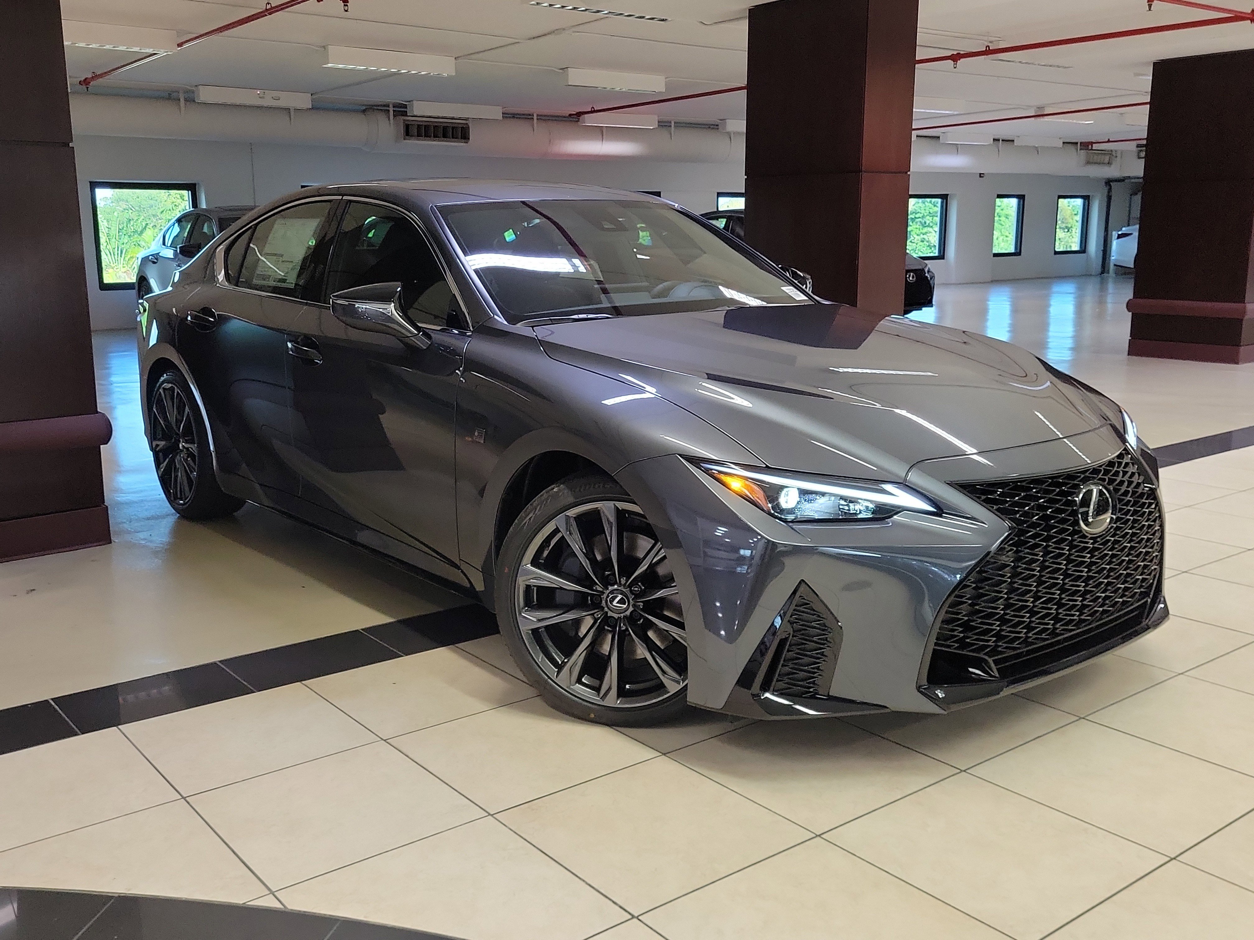 2025 Lexus IS 350 F SPORT DESIGN's photo