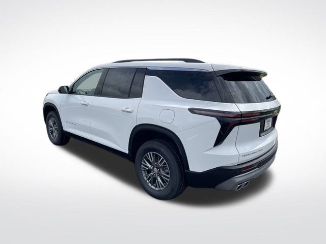 2025 Chevrolet Traverse photo 2