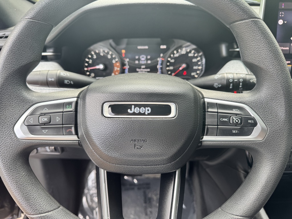 2023 Jeep Compass Sport photo 18