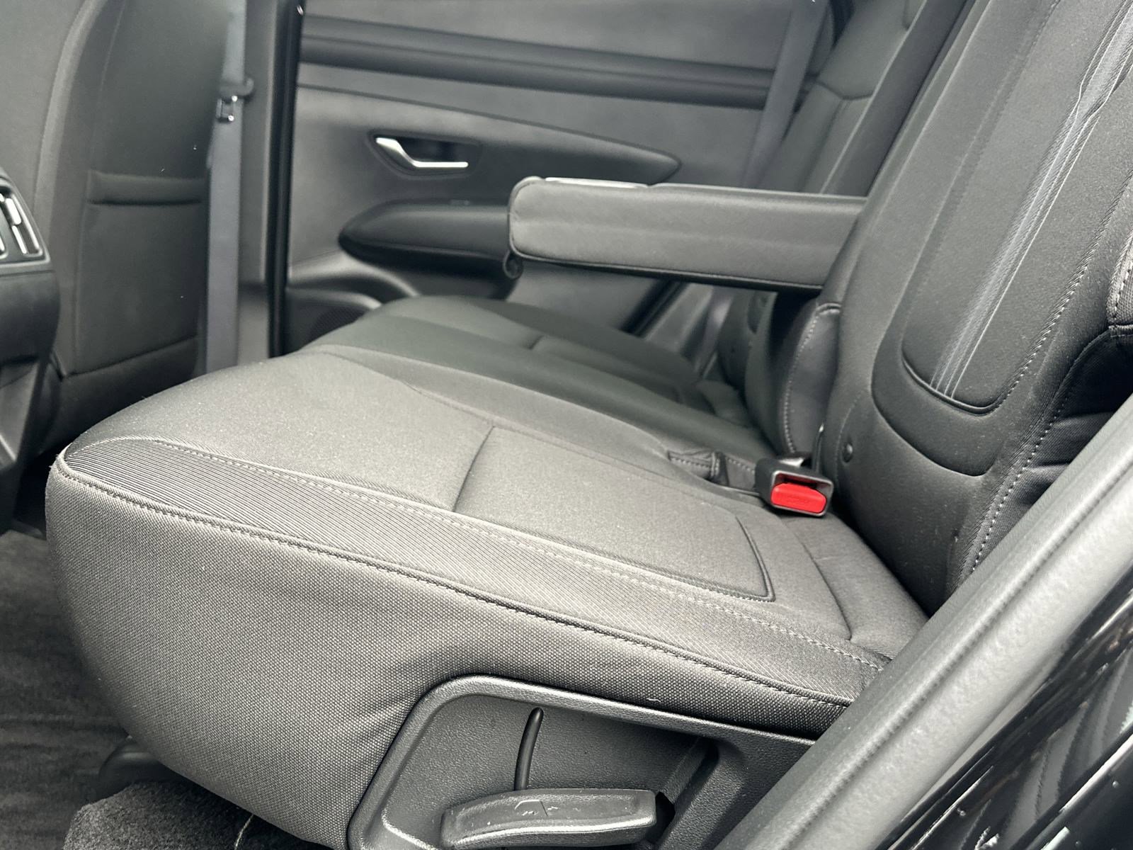2025 Hyundai Tucson SEL photo 16