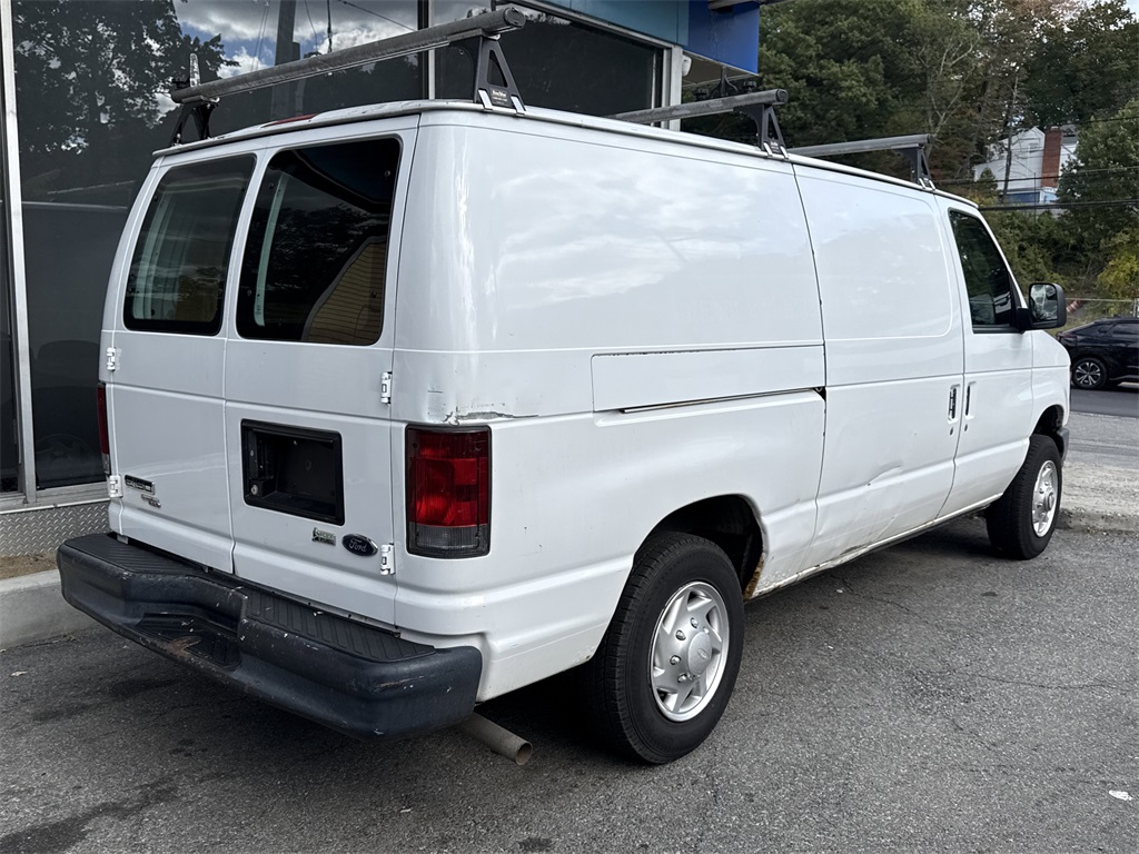 2013 Ford E-150 photo 3