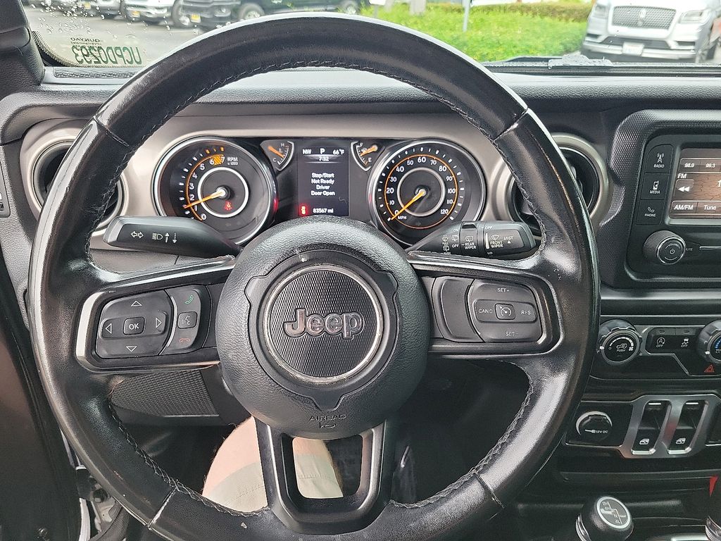 2020 Jeep Wrangler Sport S photo 4