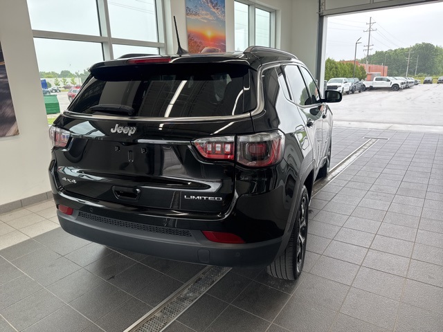 2024 Jeep Compass Limited photo 2