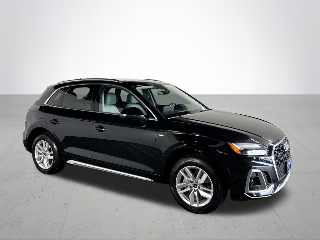 2022 Audi Q5 45 S line Premium photo 4