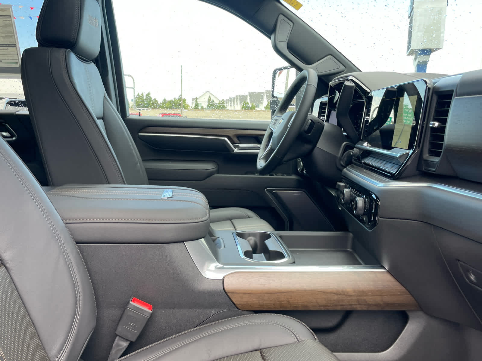 2026 Chevrolet Silverado 3500HD High Country photo 36