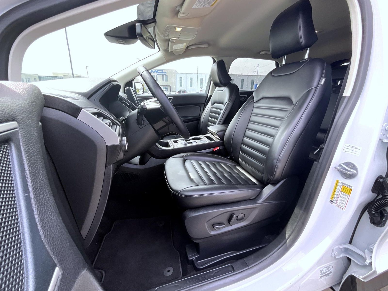 2024 Ford Edge SEL photo 11