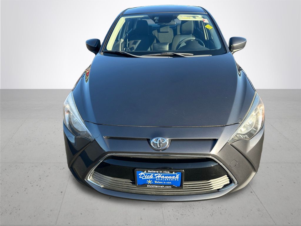 2017 Toyota Yaris iA Base photo 3