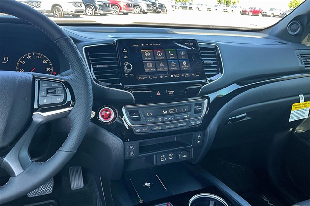 2026 Honda Ridgeline Black Edition photo 4