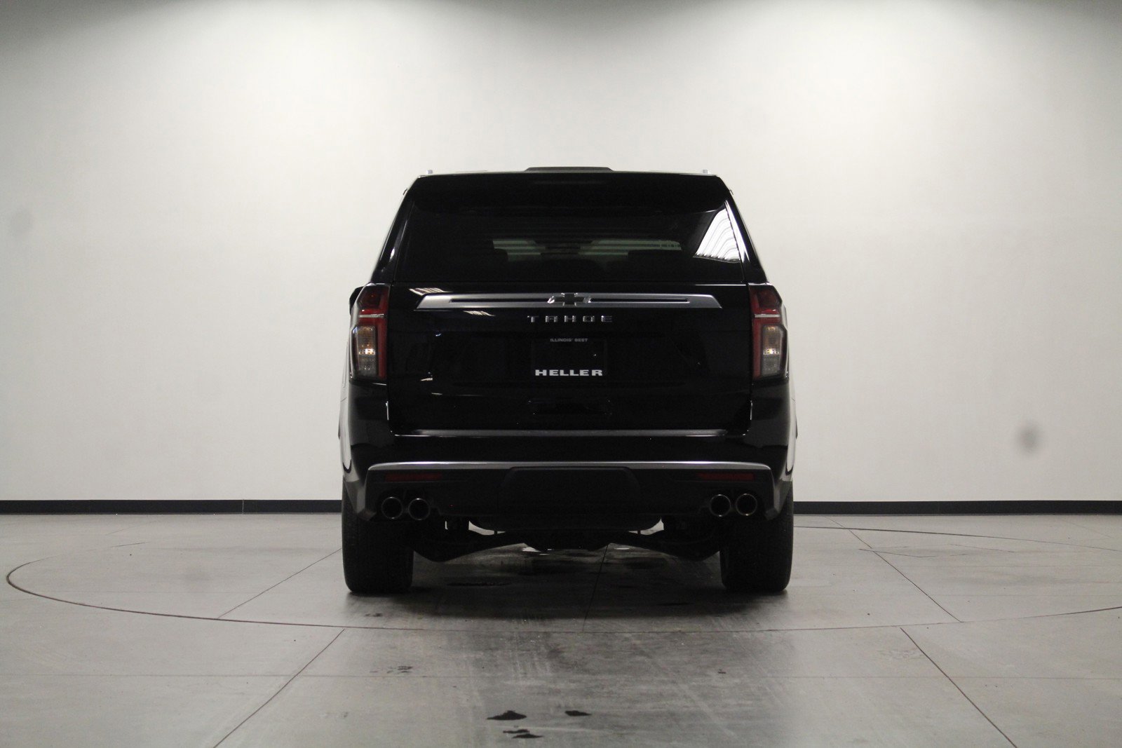 Used 2023 Black Chevrolet High Country image 5