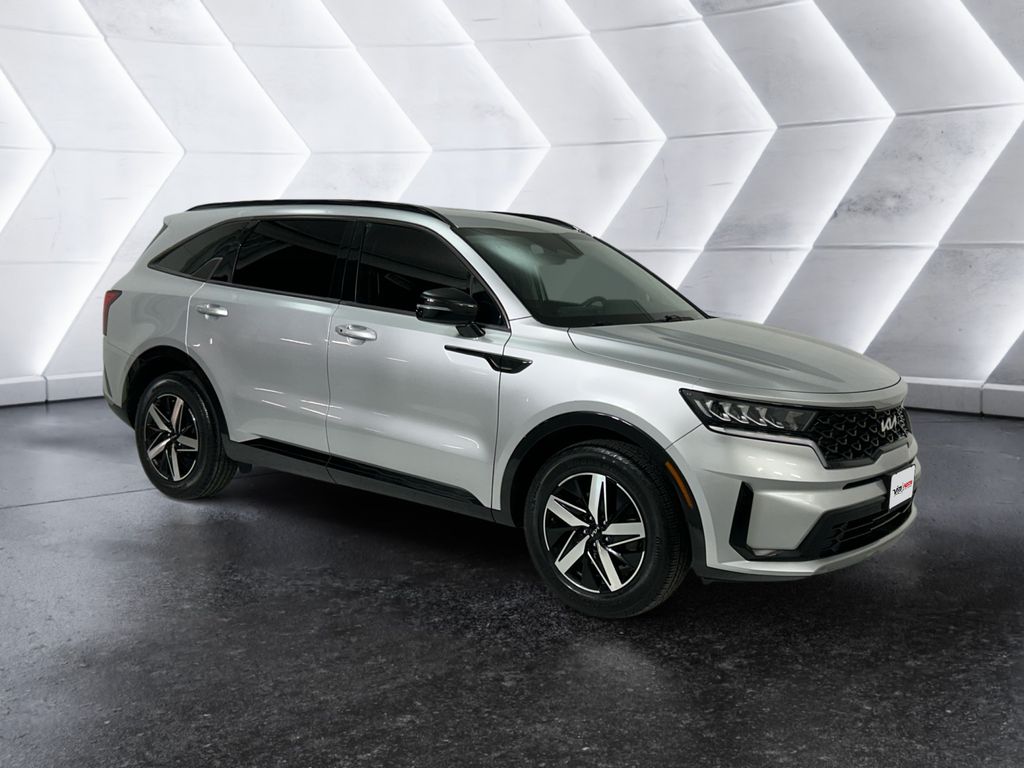 2022 Kia Sorento S FWD