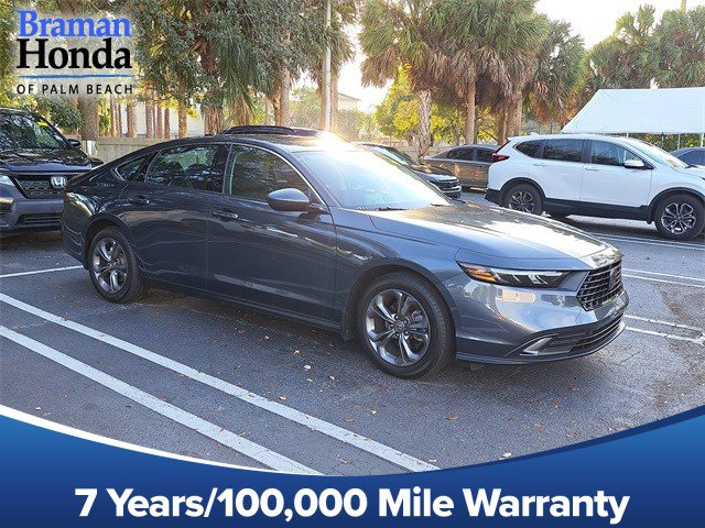 2024 Honda Accord EX's photo