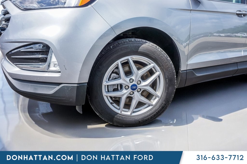 2022 Ford Edge SEL photo 34