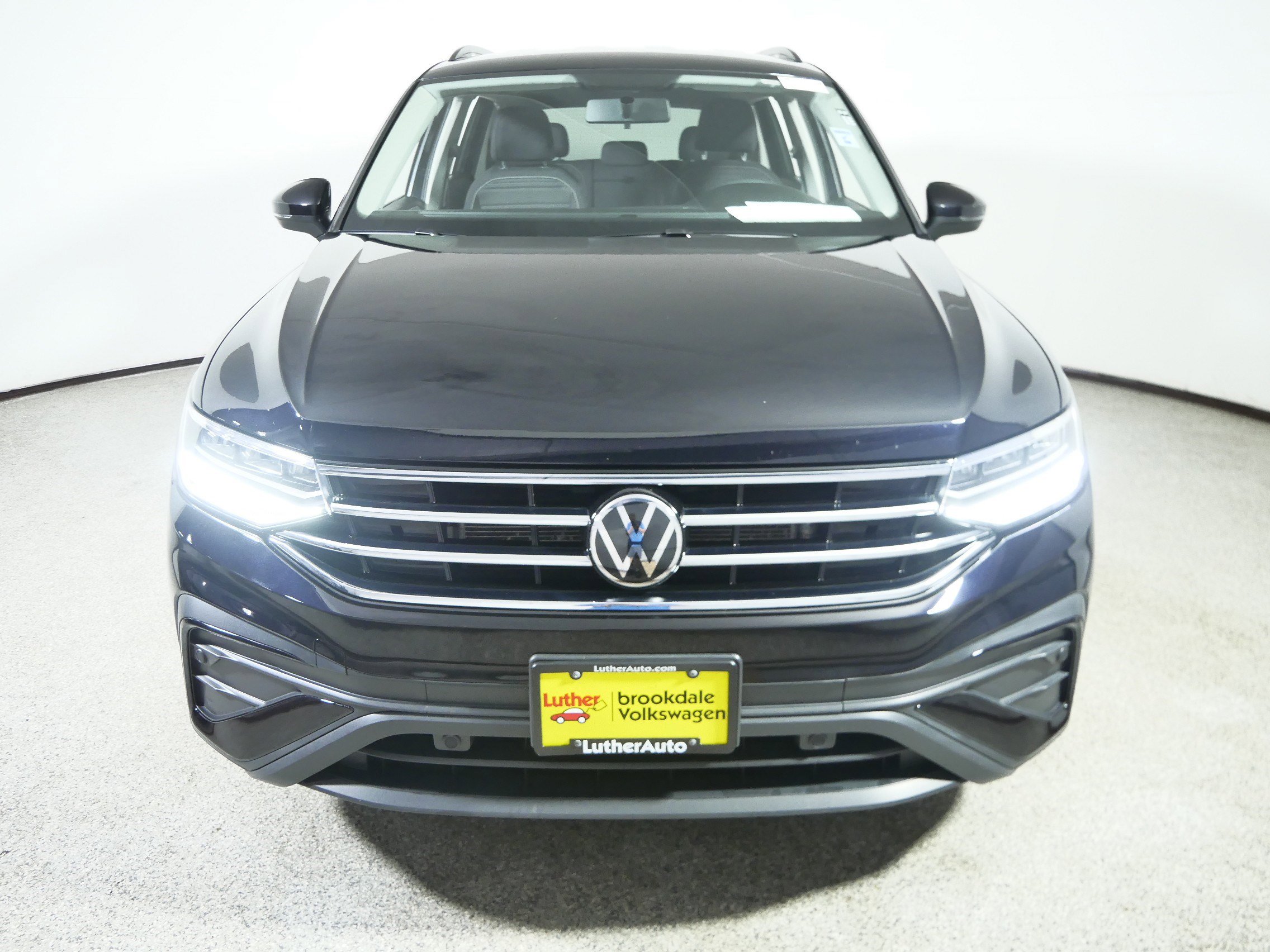 Used 2022 Volkswagen Tiguan S with VIN 3VV0B7AX0NM130333 for sale in Brooklyn Center, Minnesota