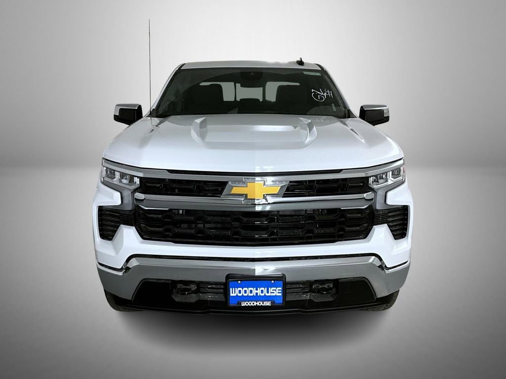2026 Chevrolet Silverado 1500 LT photo 2
