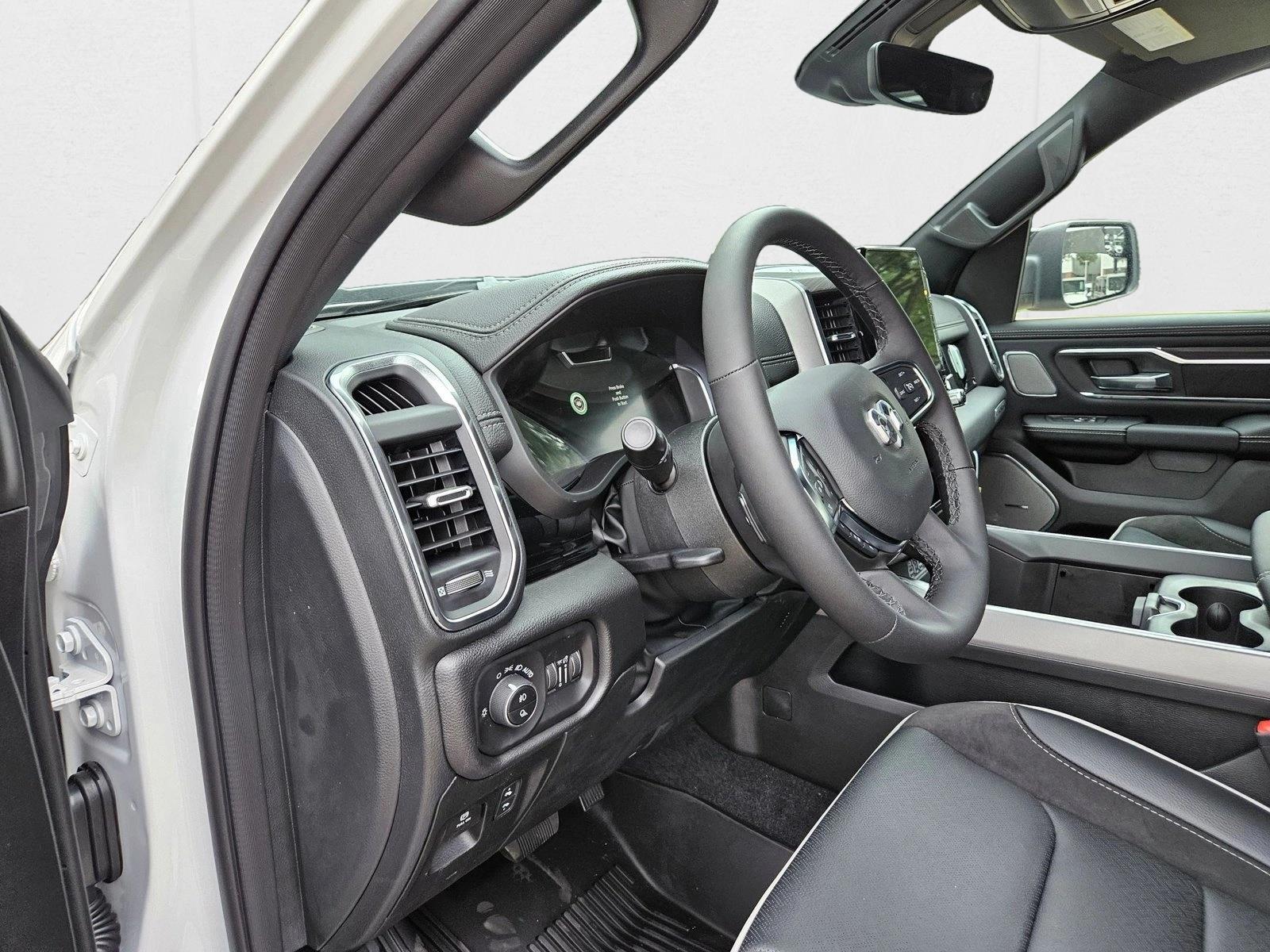 2026 Ram 1500 Laramie photo 3