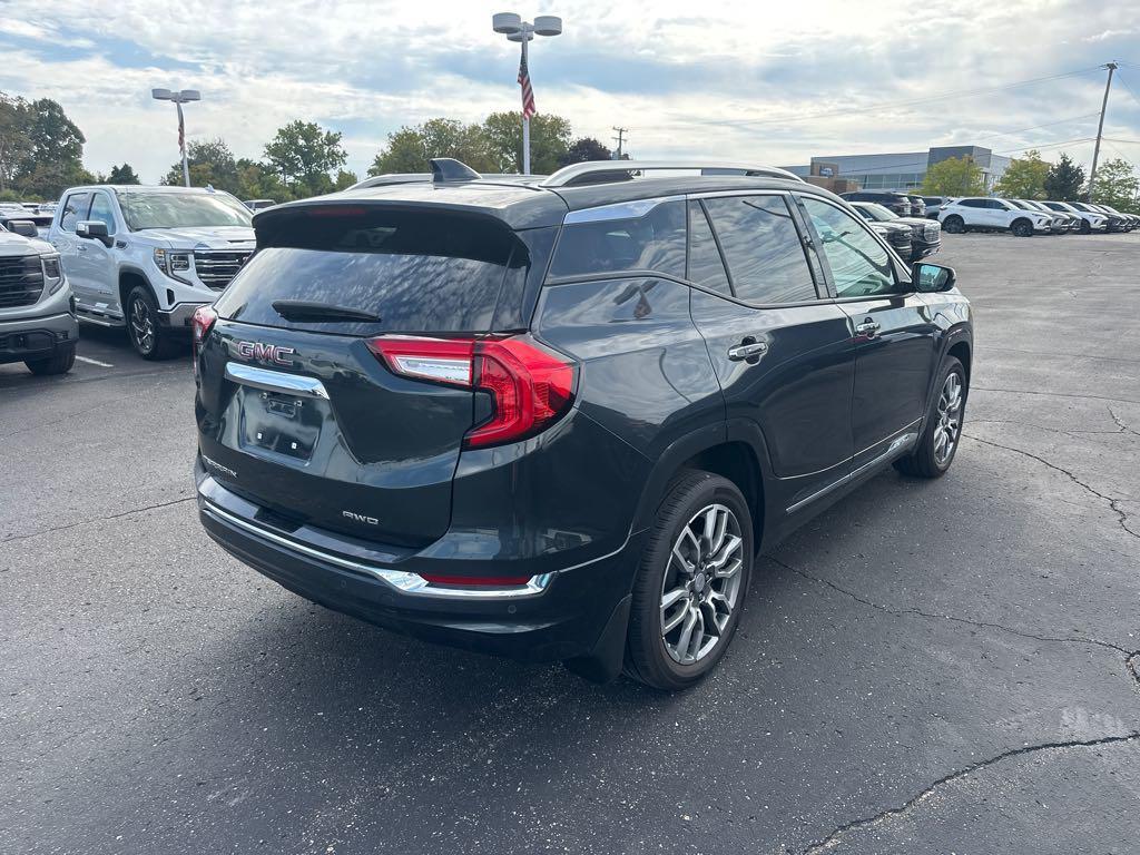 2022 Gmc Terrain Denali photo 4