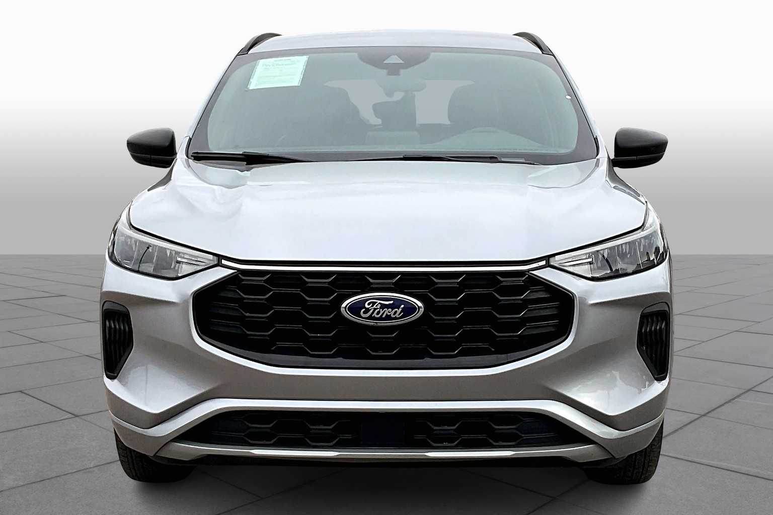 2024 Ford Escape ST-Line photo 3