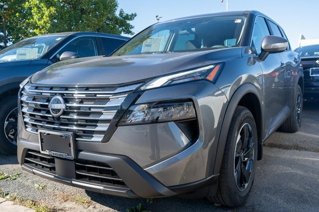 2026 Nissan Rogue SV's photo