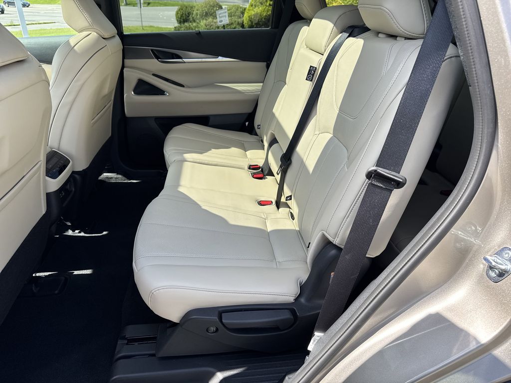 2024 Infiniti QX60 Luxe photo 36