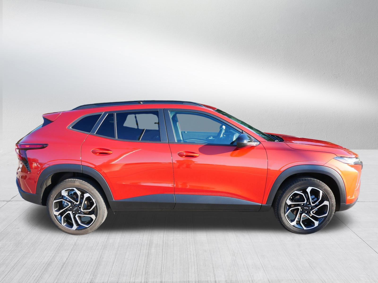2024 Chevrolet Trax photo 8