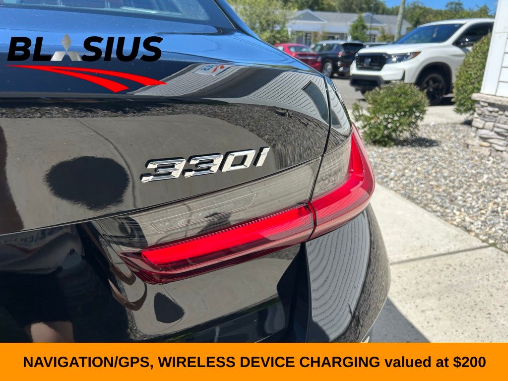 2023 Bmw 330i xDrive photo 3