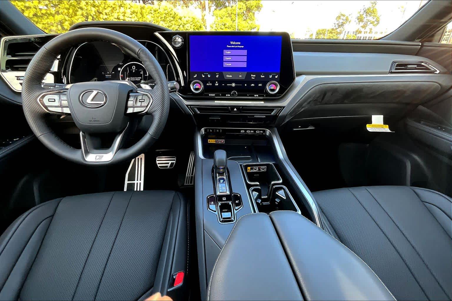 2026 Lexus TX 500h F SPORT Performance Premium photo 2