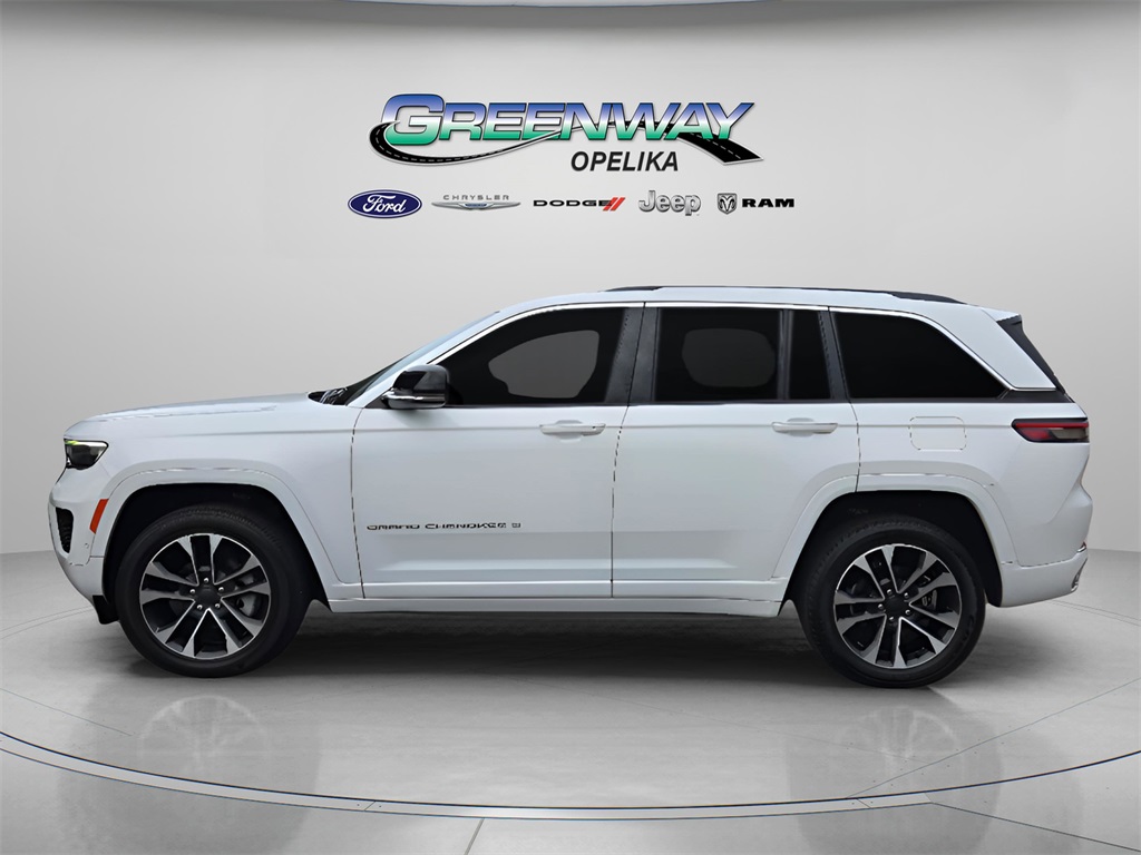 2022 Jeep Grand Cherokee Overland photo 4