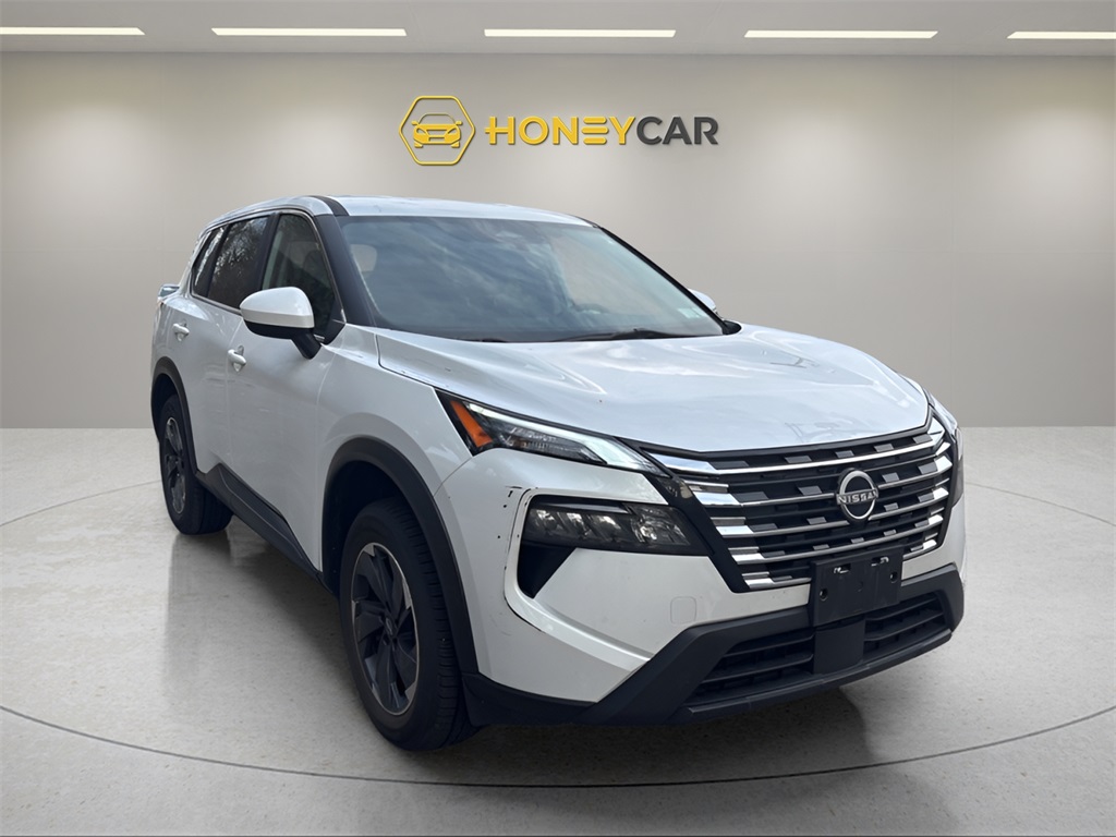 Certified Used 2024 White Nissan SV image 1
