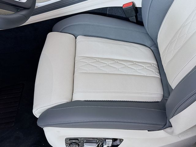 2026 Bmw X7 ALPINA XB7 photo 17