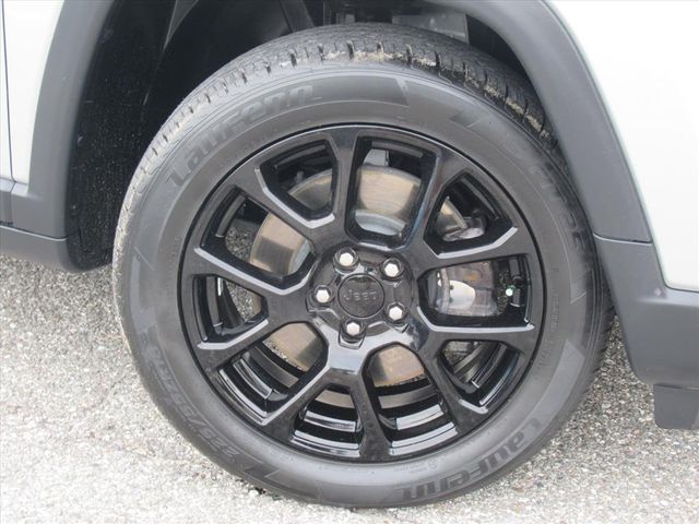 2024 Jeep Compass Latitude photo 6