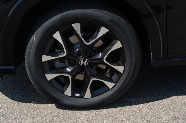 2026 Honda HR-V EX-L photo 7