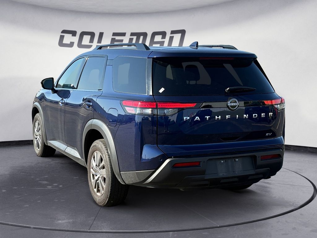 2024 Nissan Pathfinder SV photo 2