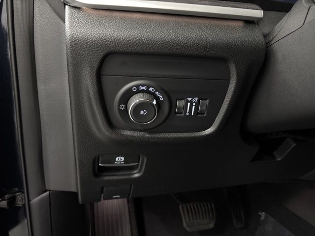 2023 Jeep Grand Cherokee Limited photo 22
