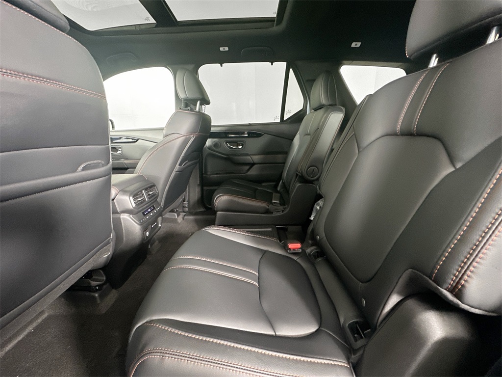 2025 Honda Pilot TrailSport photo 22