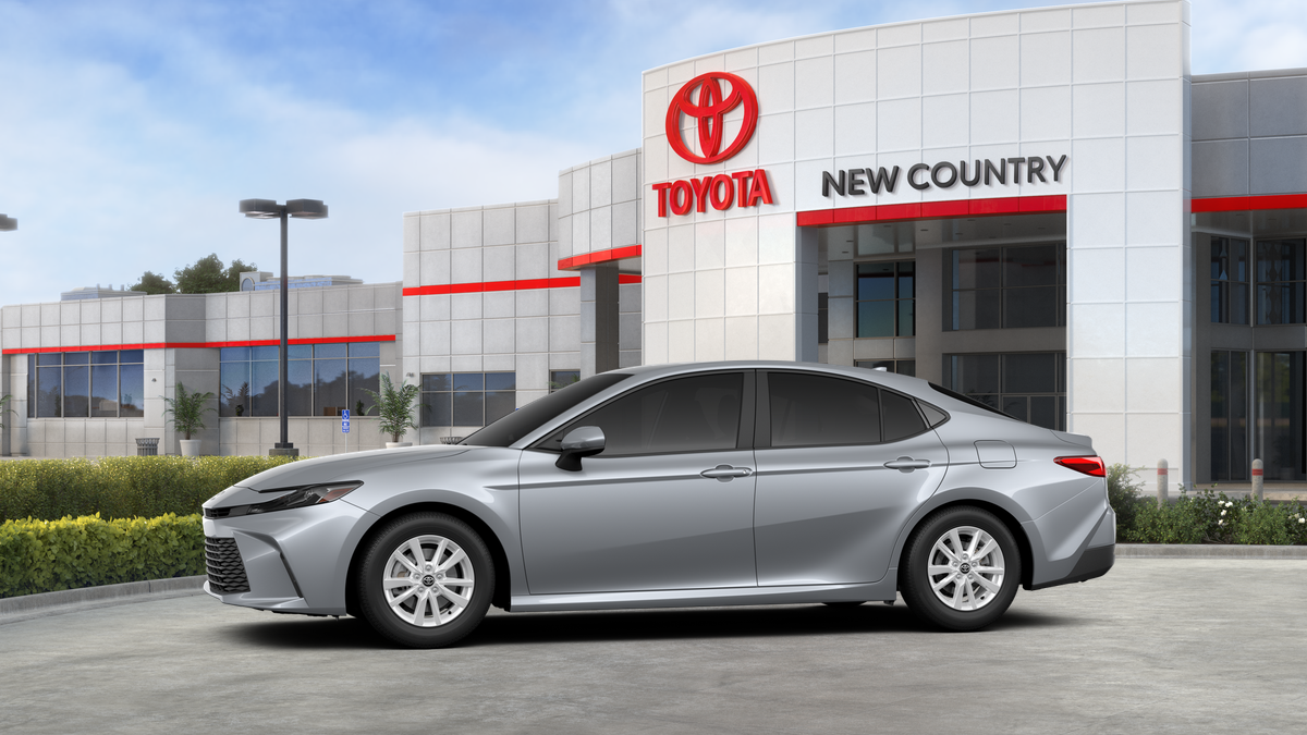 2026 Toyota Camry LE photo 2