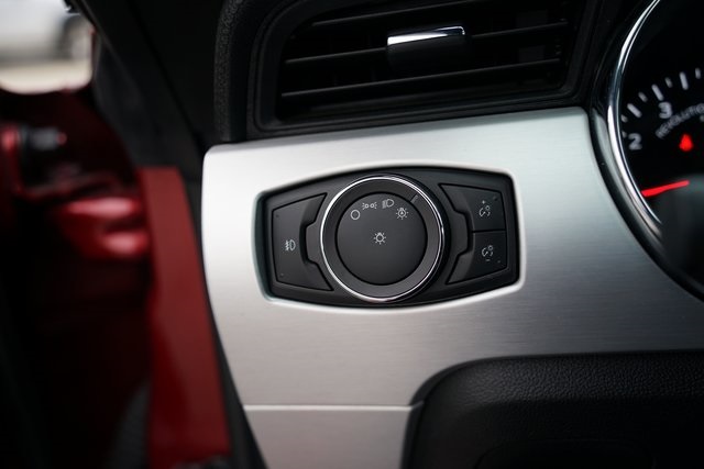 2015 FORD MUSTANG - Image 13