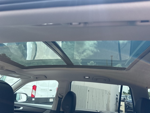 2025 Volkswagen Atlas Peak Edition SE photo 11