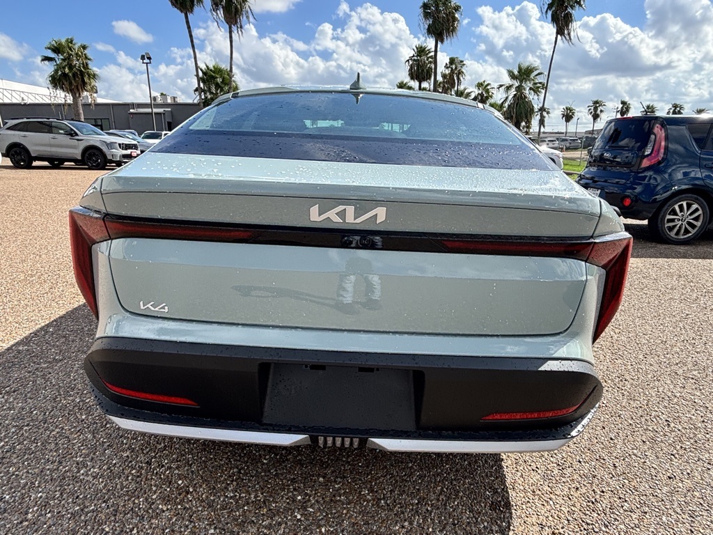 2025 Kia K4 LXS photo 6