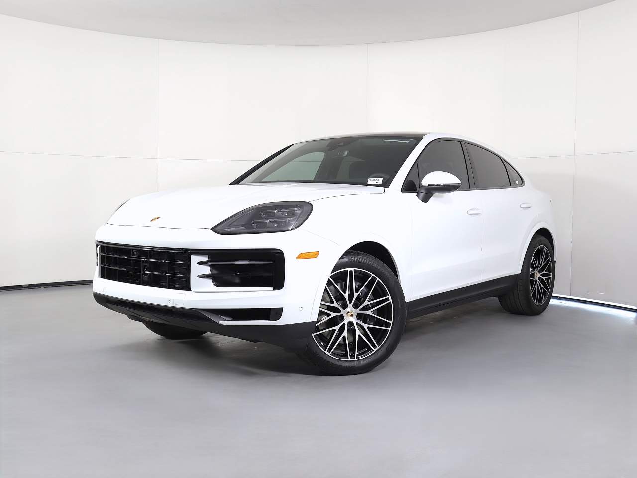2025 Porsche Cayenne Coup Base's photo