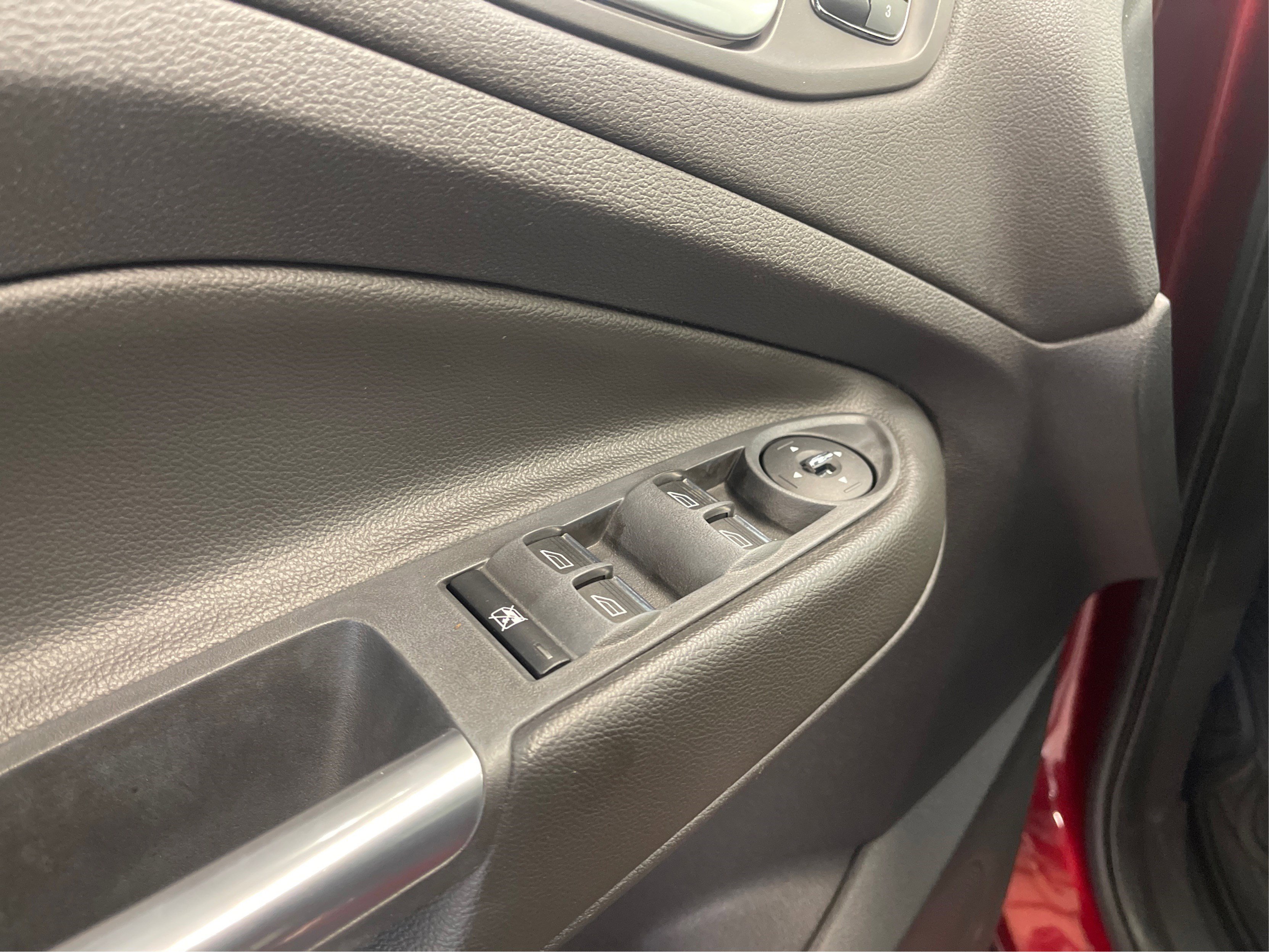 2014 Ford Escape Titanium photo 19