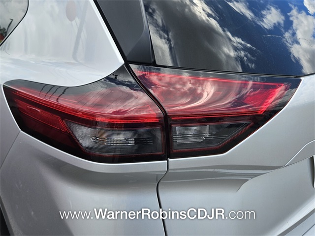 2024 Nissan Rogue S photo 24