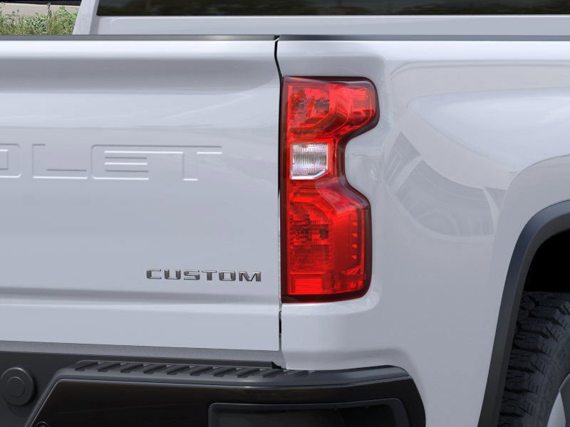 2026 Chevrolet Silverado Custom photo 10