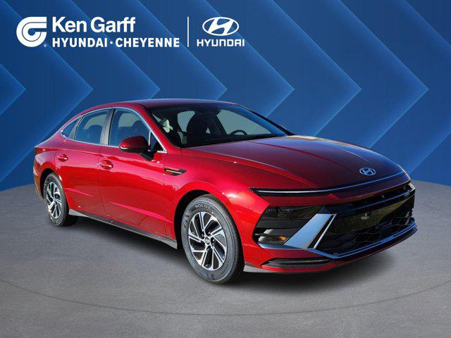 2026 Hyundai Sonata Hybrid Blue's photo