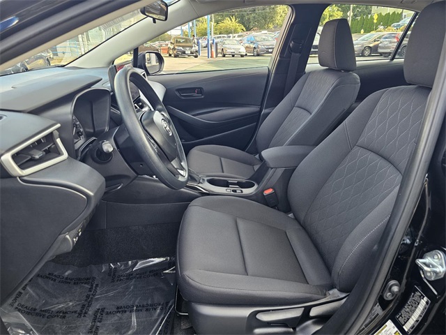 2025 Toyota Corolla LE photo 22
