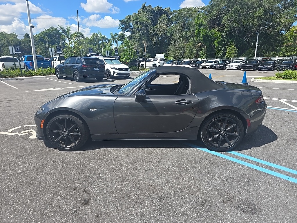 2019 Mazda MX-5 Miata Miata photo 4