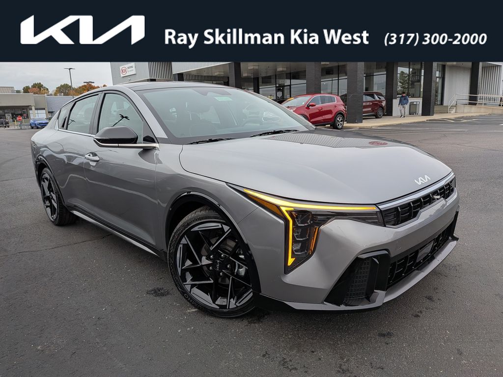 2025 Kia K4 GT-Line's photo
